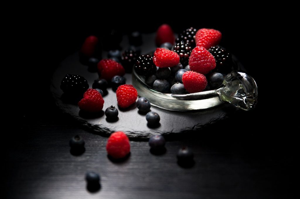 berries, raspberries, blackberries